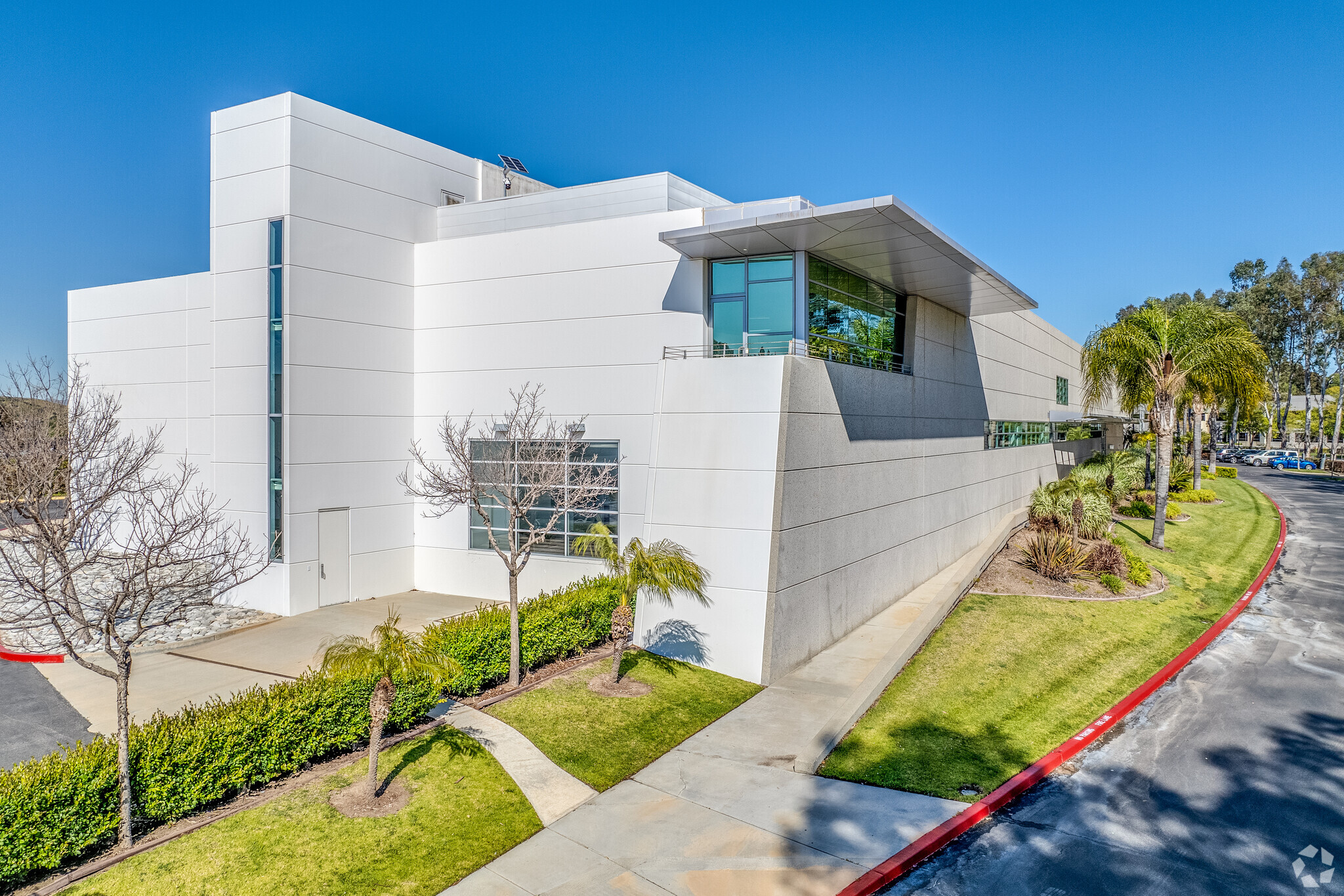 2201 Corporate Center Dr, Newbury Park, CA for Sale