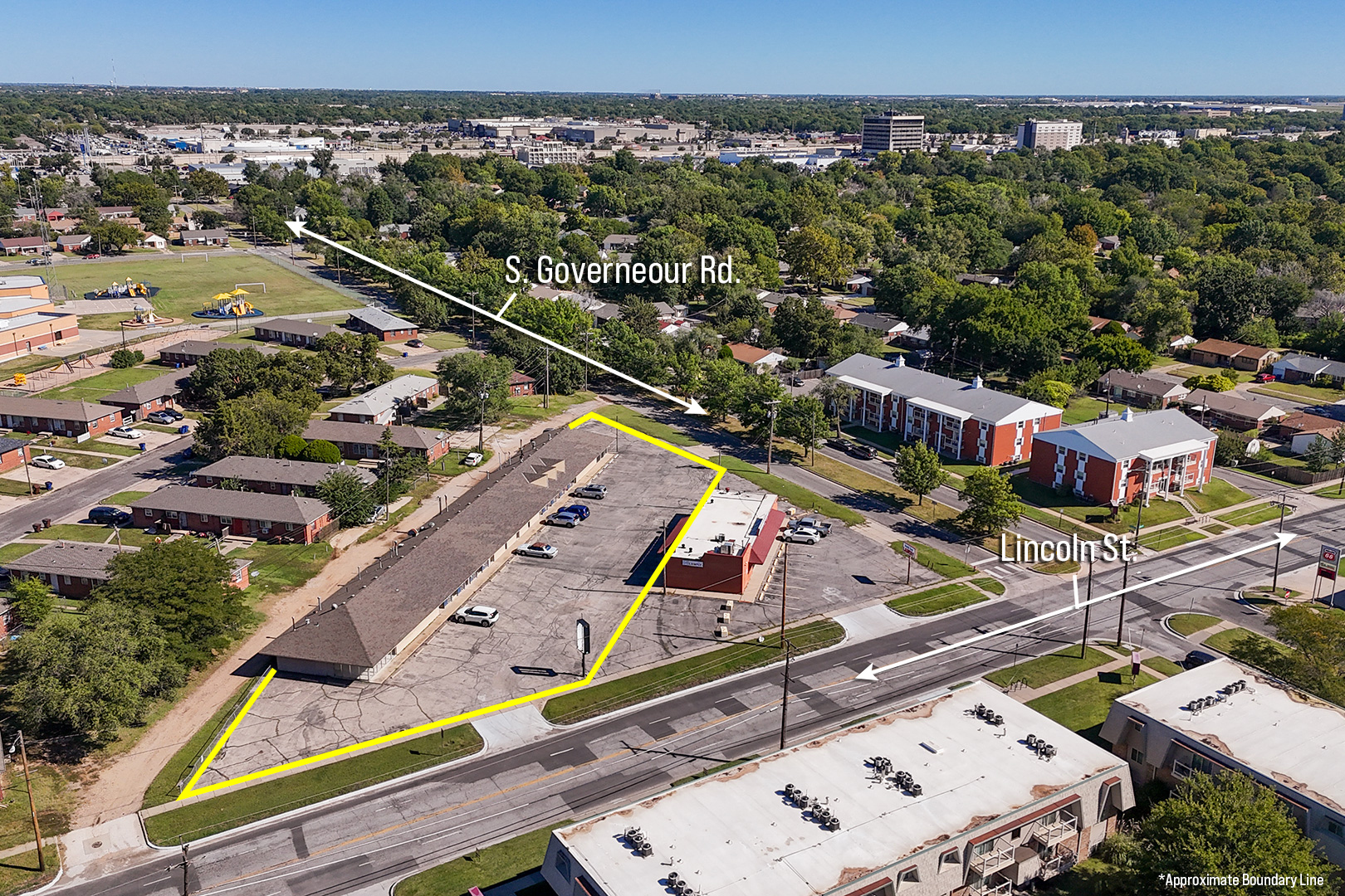 7020-7060 E Lincoln St, Wichita, KS for Sale