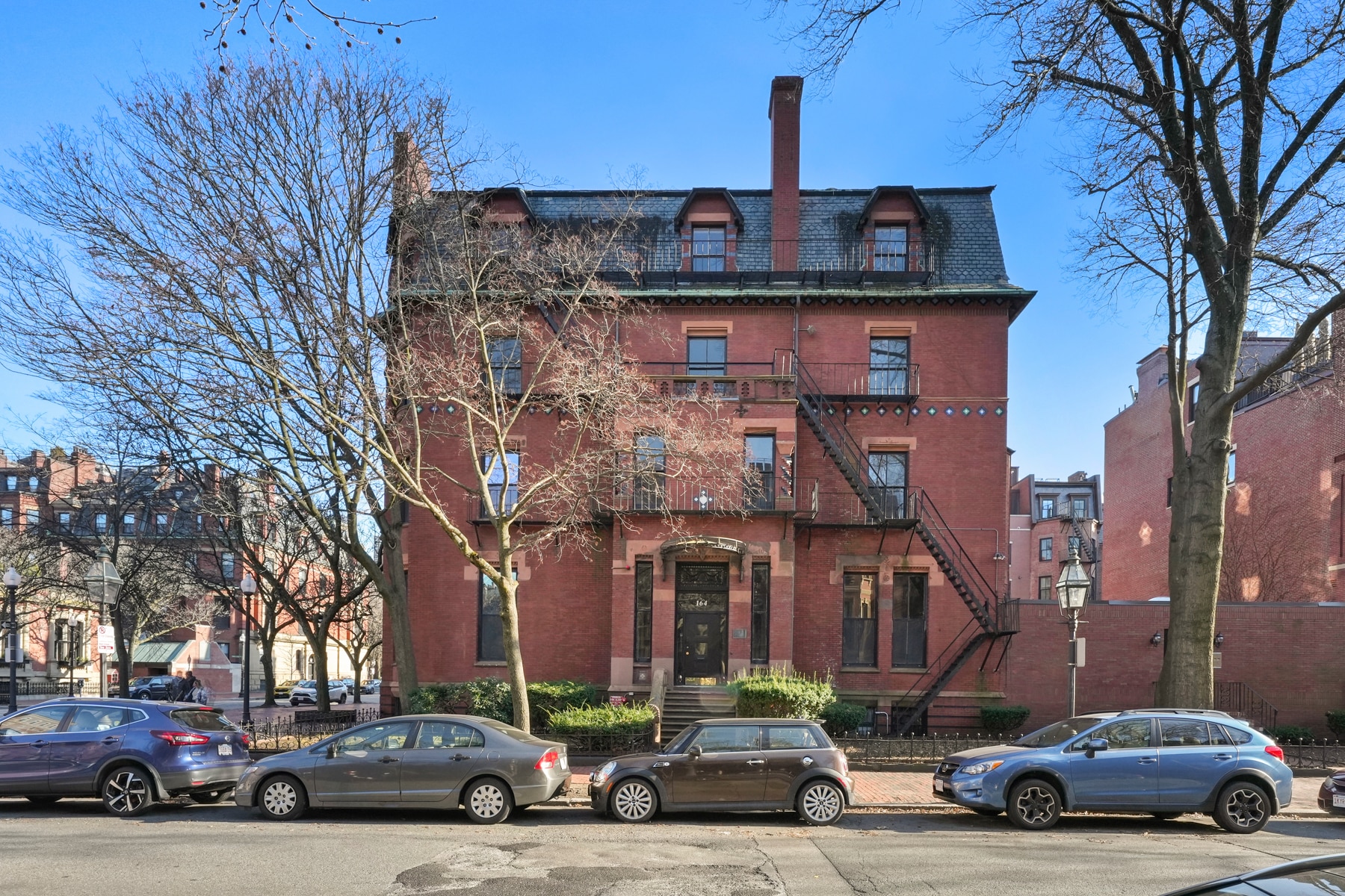 164 Marlborough St, Boston, MA for Sale