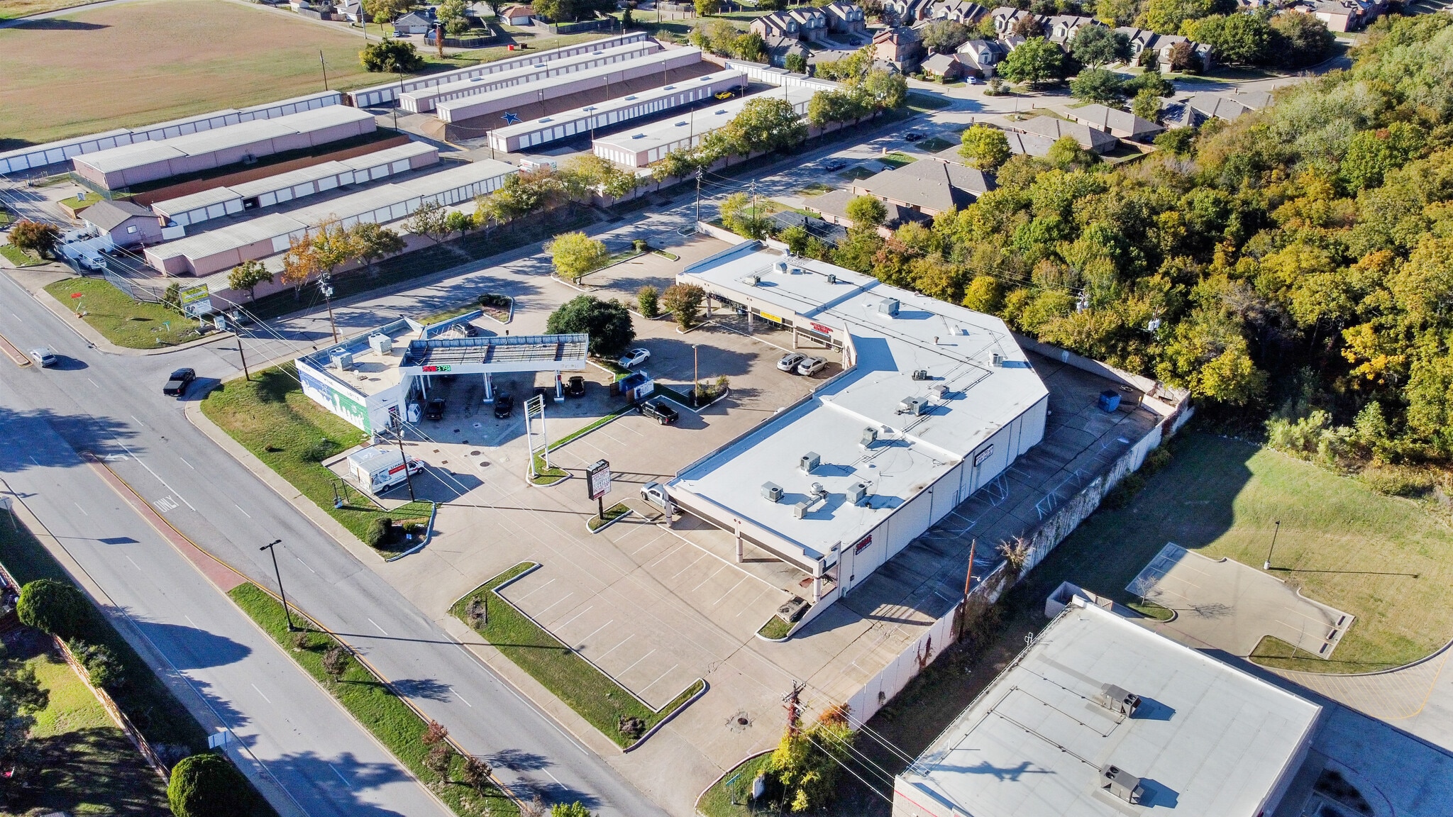 1223 E Belt Line Rd, DeSoto, TX for Sale