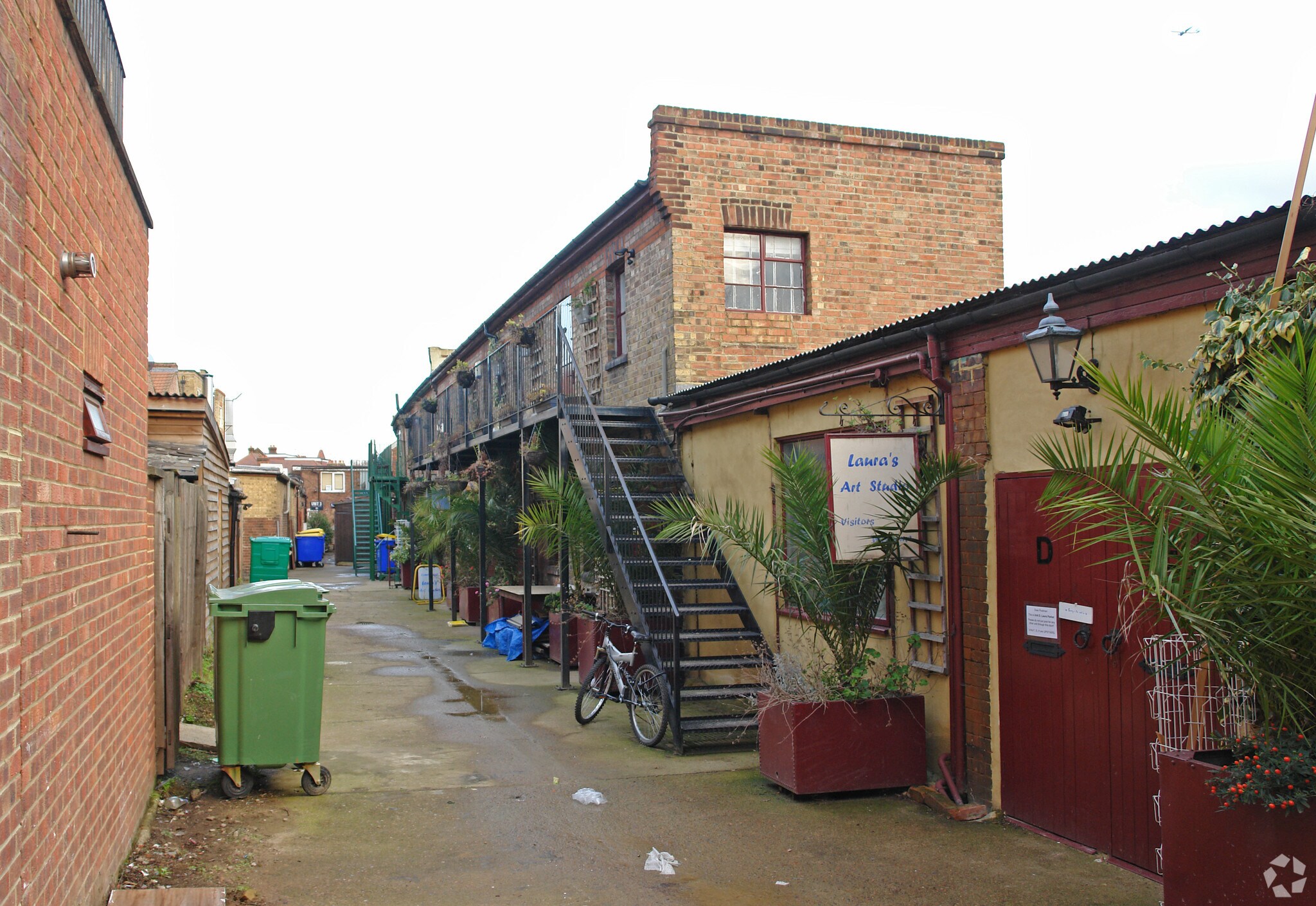 Sheen Ln, London, LND for Rent