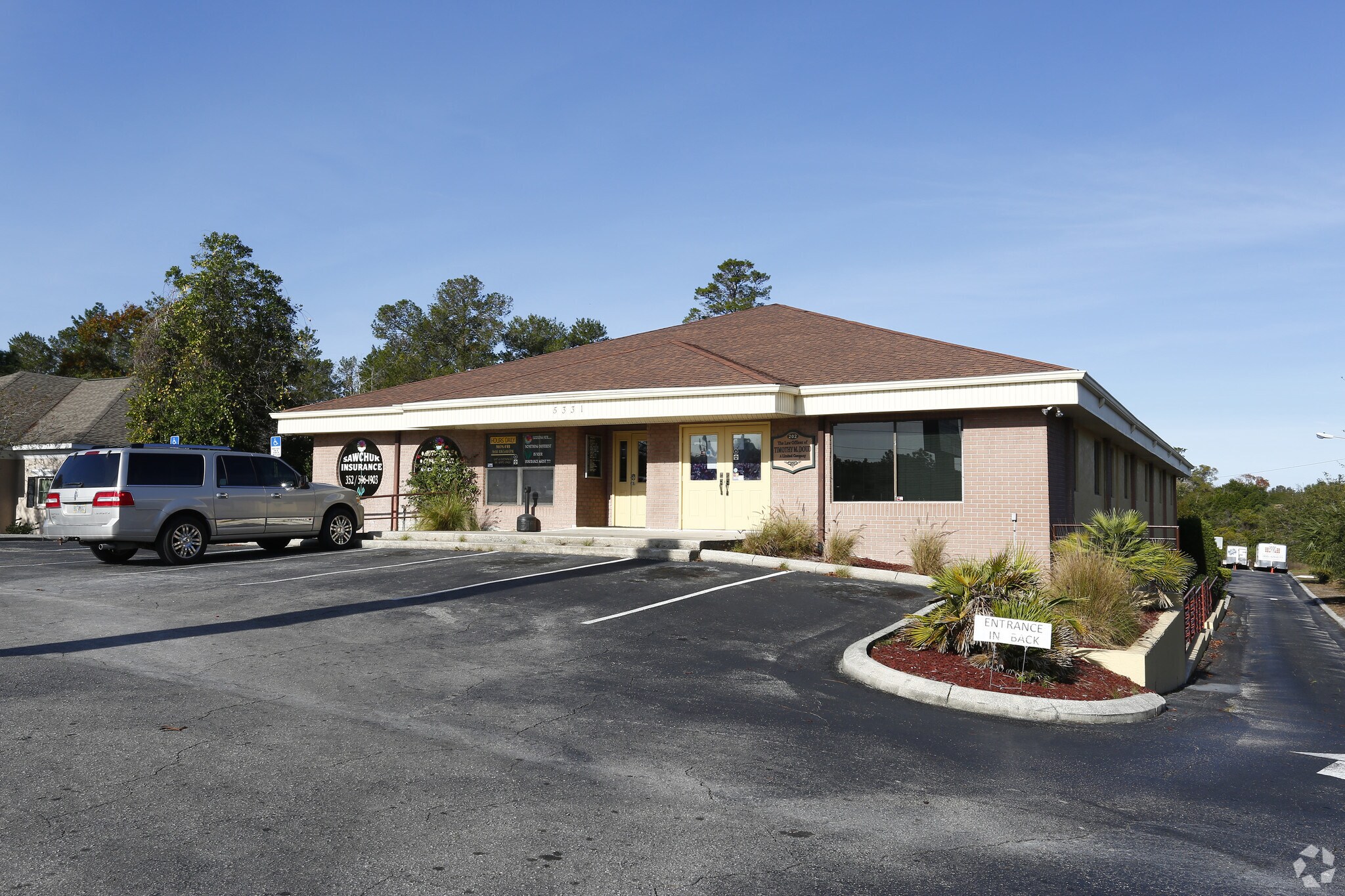 5331 Commercial Way, Spring Hill, FL for Rent