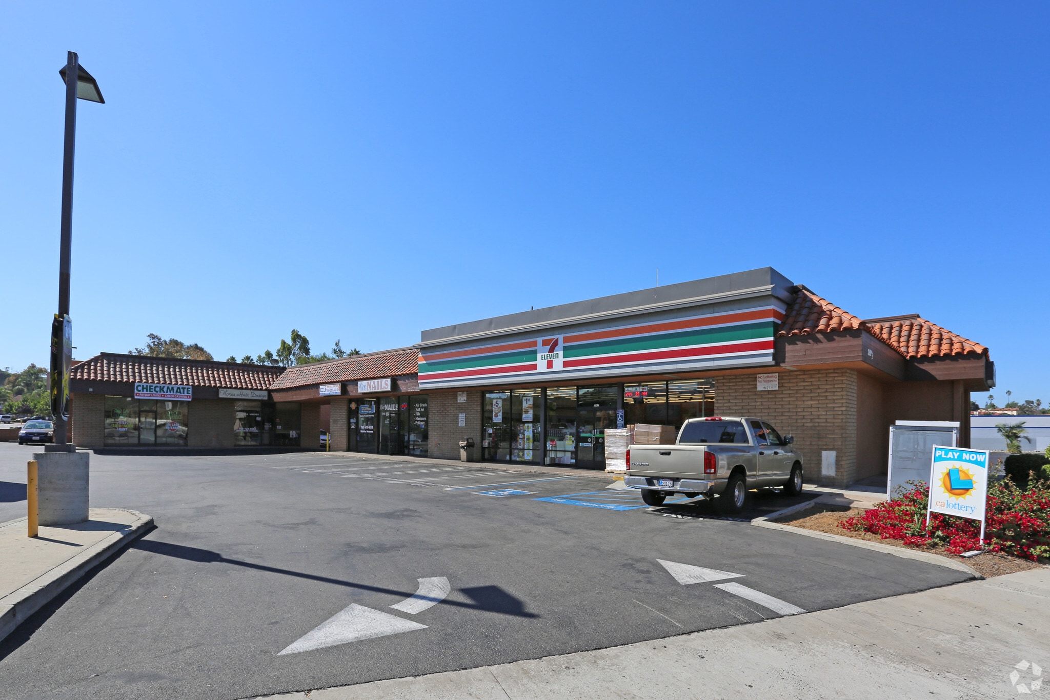 895-897 E Vista Way, Vista, CA for Rent