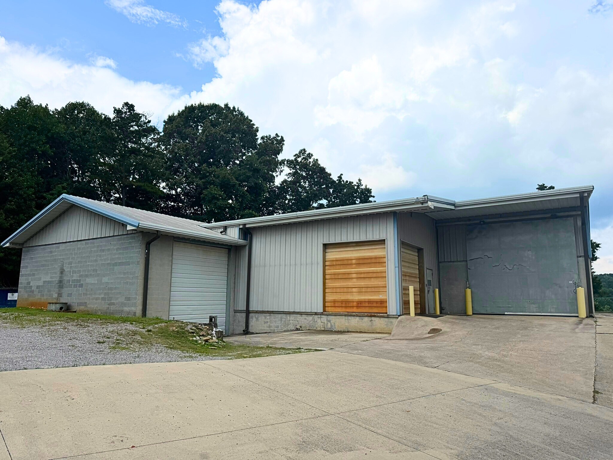 8431 Maynardville Pike, Knoxville, TN for Sale