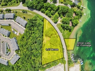 Fenton, MI Office/Residential - 3382 W Silver Lake Rd