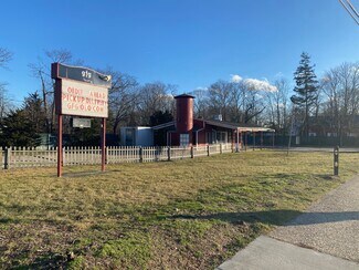 Center Moriches, NY undefined - 1 Main St