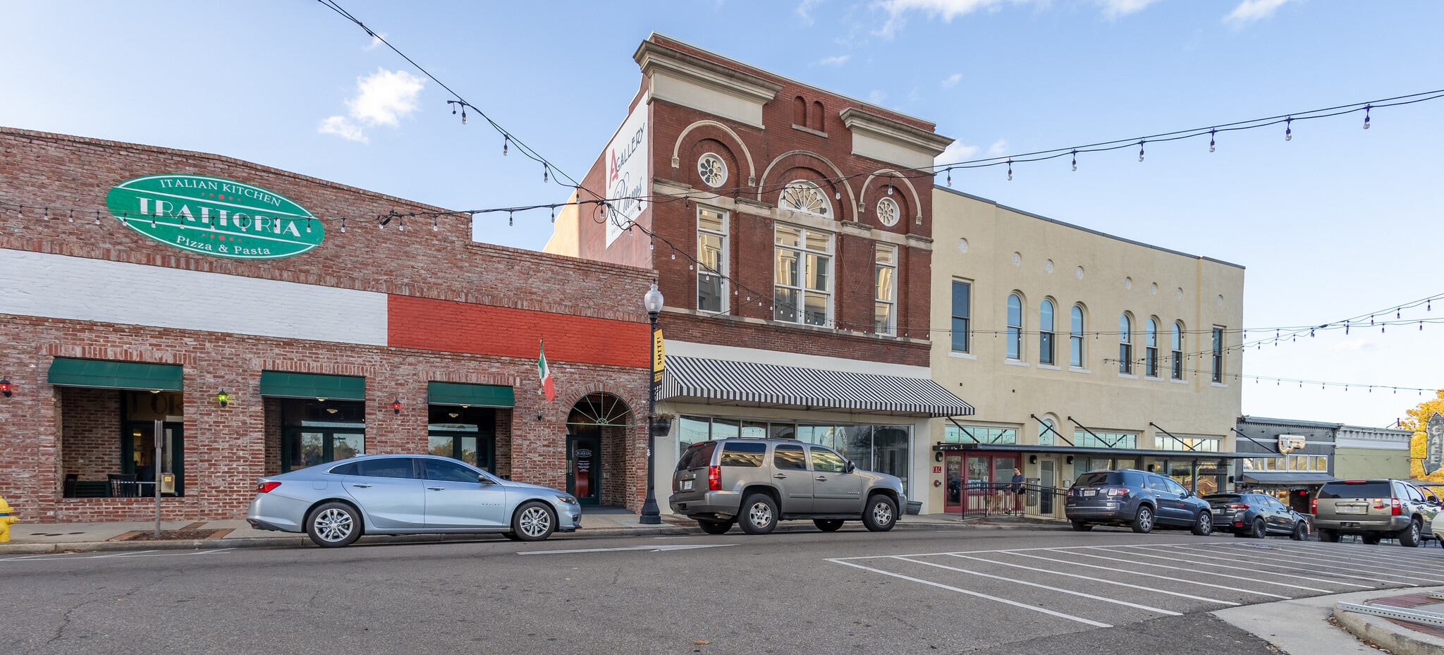 134 E Front St, Hattiesburg, MS for Sale