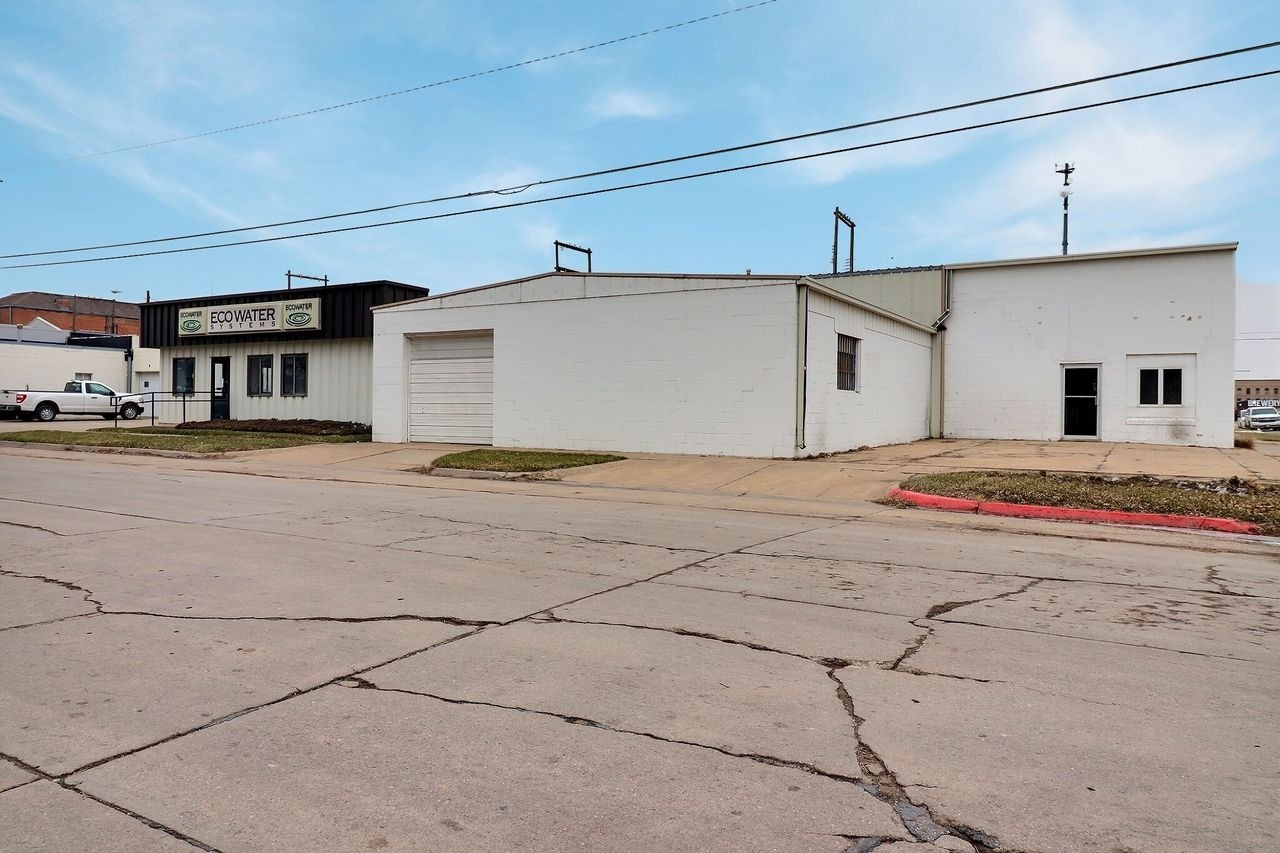 250 W 4th St, Fremont, NE for Rent