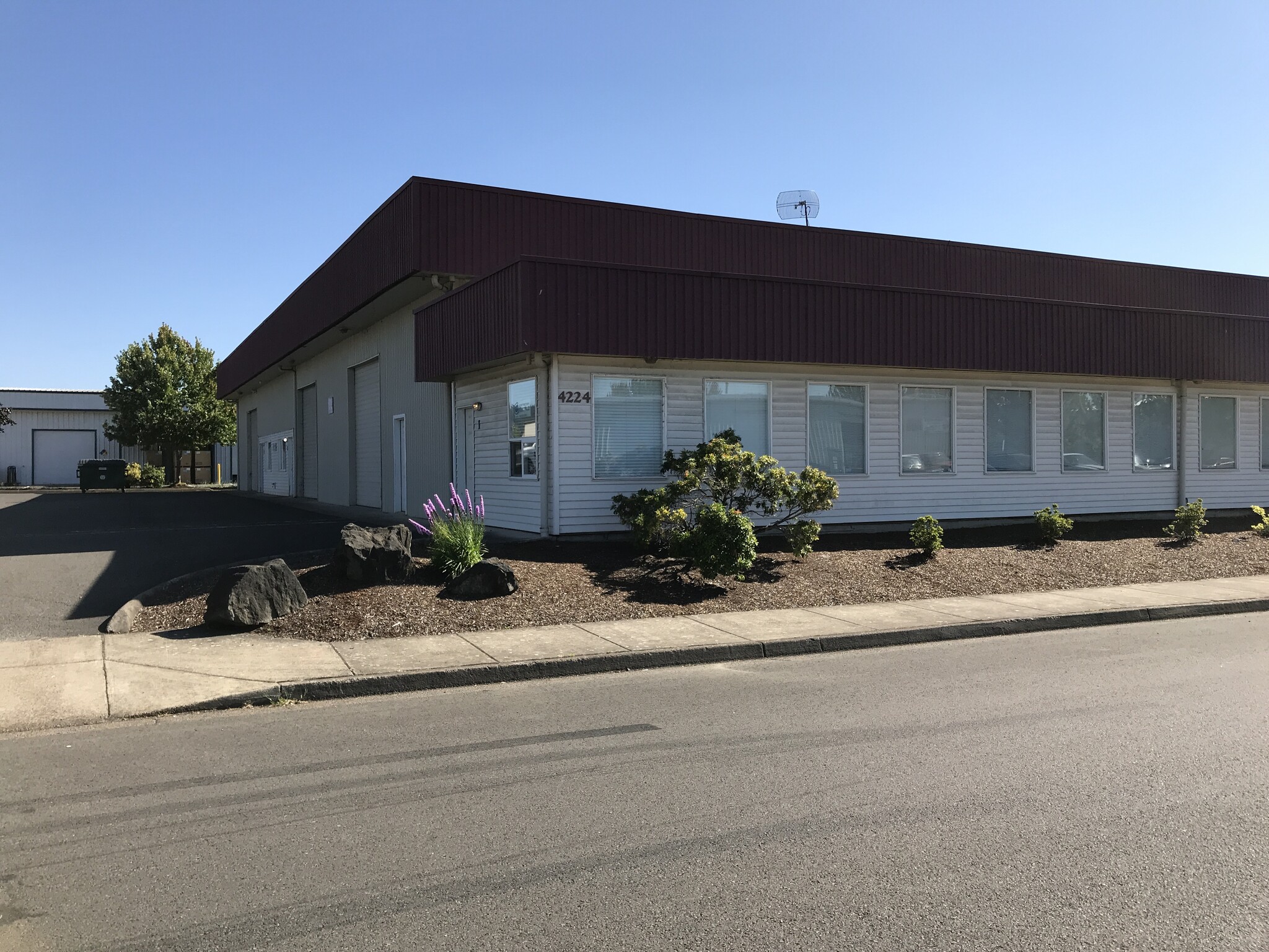 4224 W 7th Ave, Eugene, OR for Rent