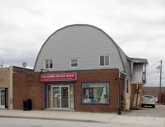 Bradford West Gwillimbury, ON Storefront - 17 Barrie St