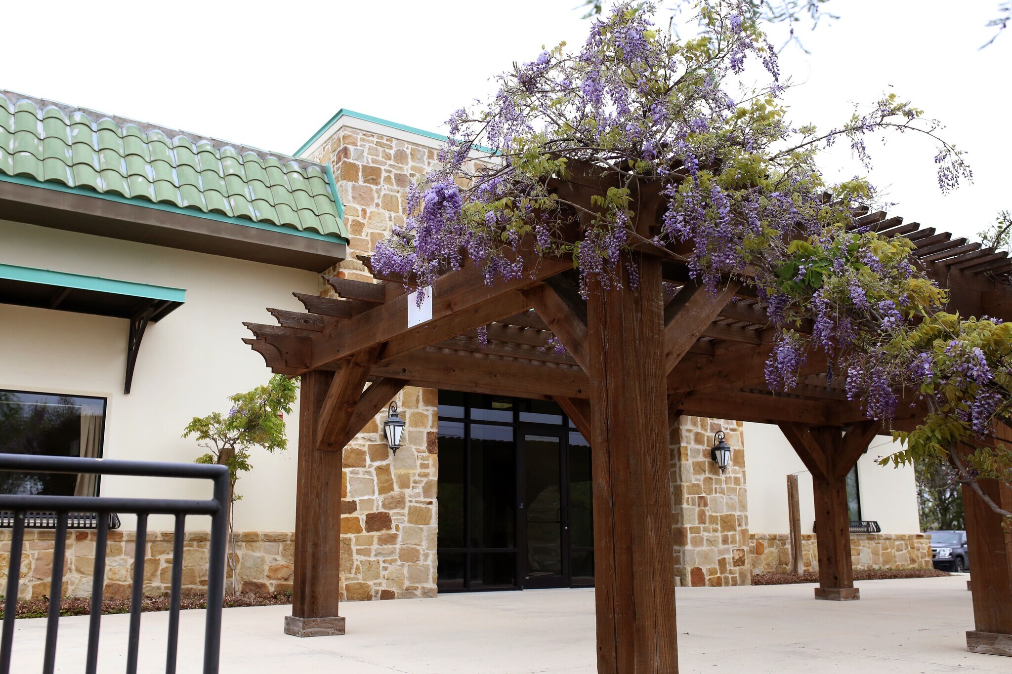 12 Upper Balcones Rd Boerne, TX 78006 Office Property for Sale on