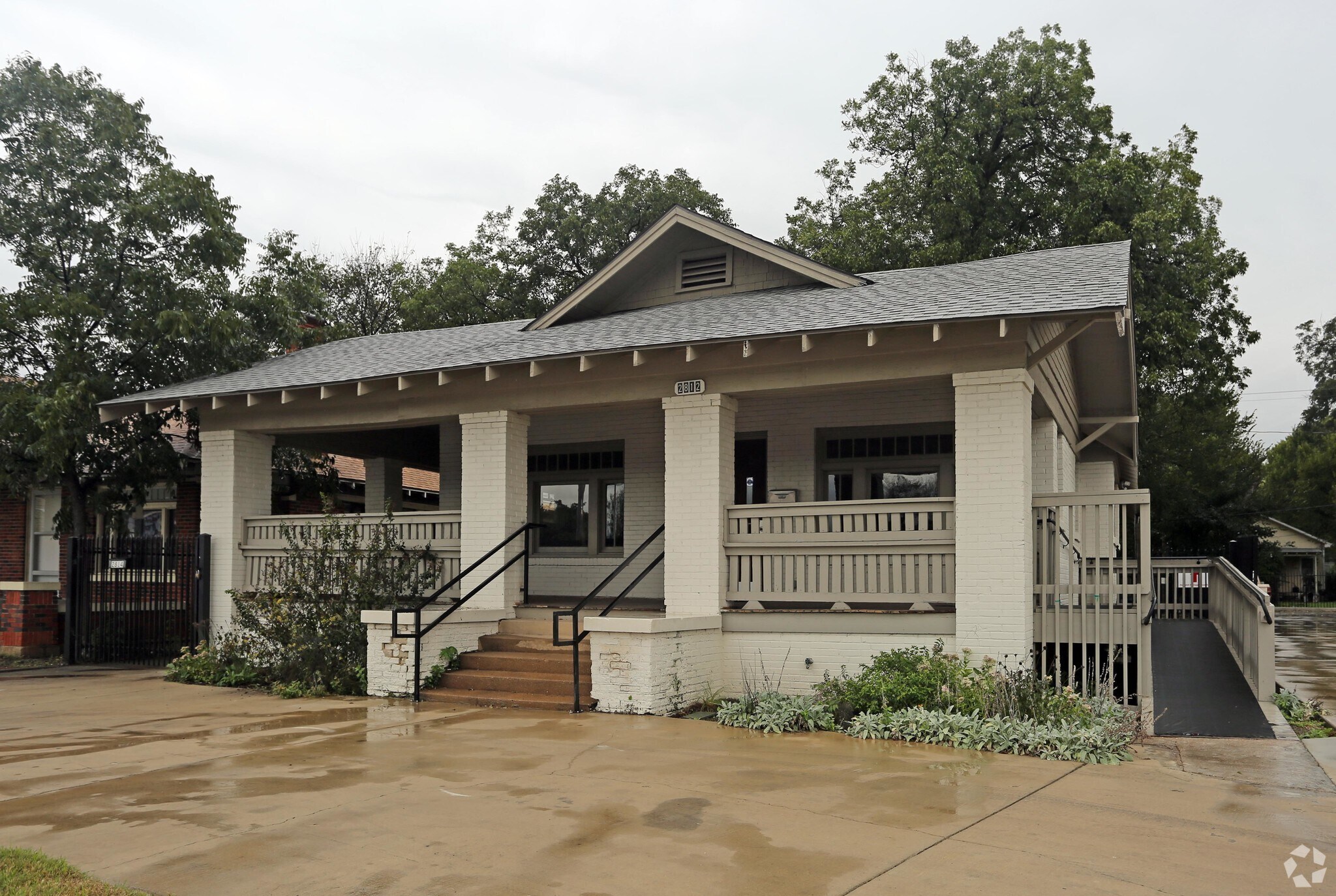 2812 Hemphill St, Fort Worth, TX for Sale