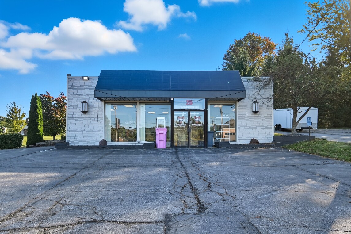 25 S Lexington Springmill Rd, Mansfield, OH for Sale