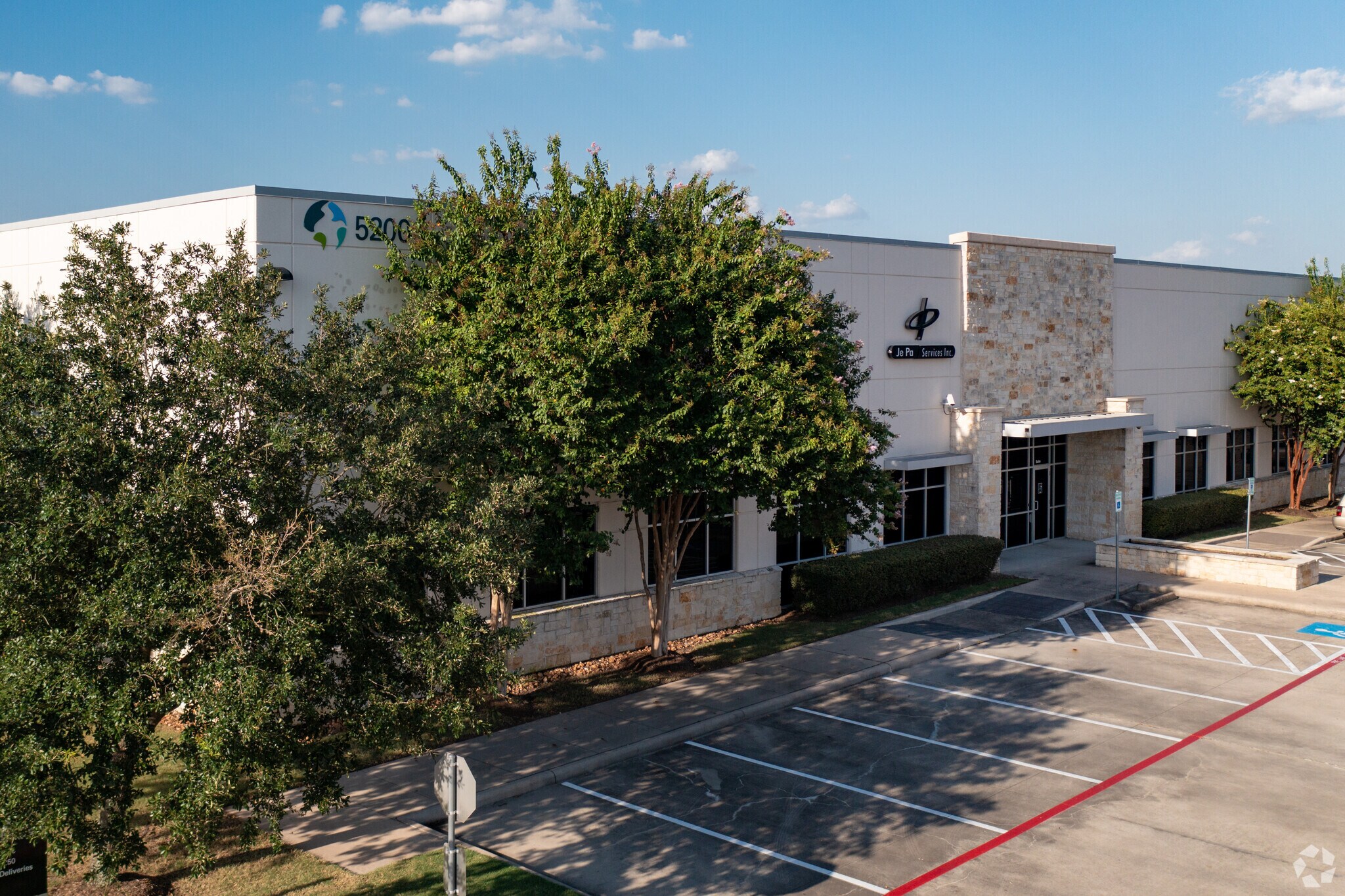 5250 N Sam Houston Pky W, Houston, TX for Rent