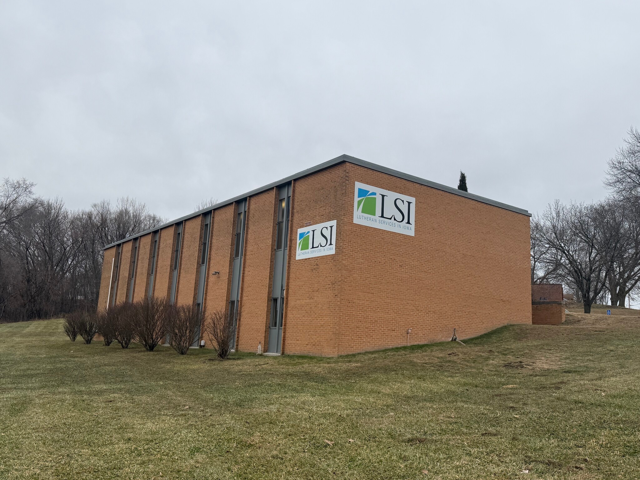 1308 S Cleveland St, Sioux City, IA for Sale