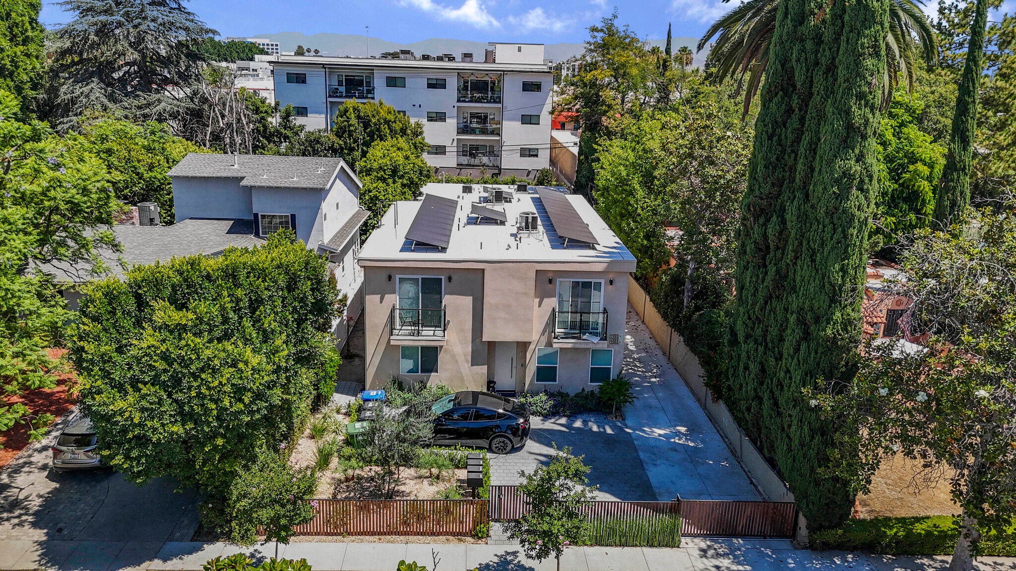 11025 Blix St, North Hollywood, CA for Sale