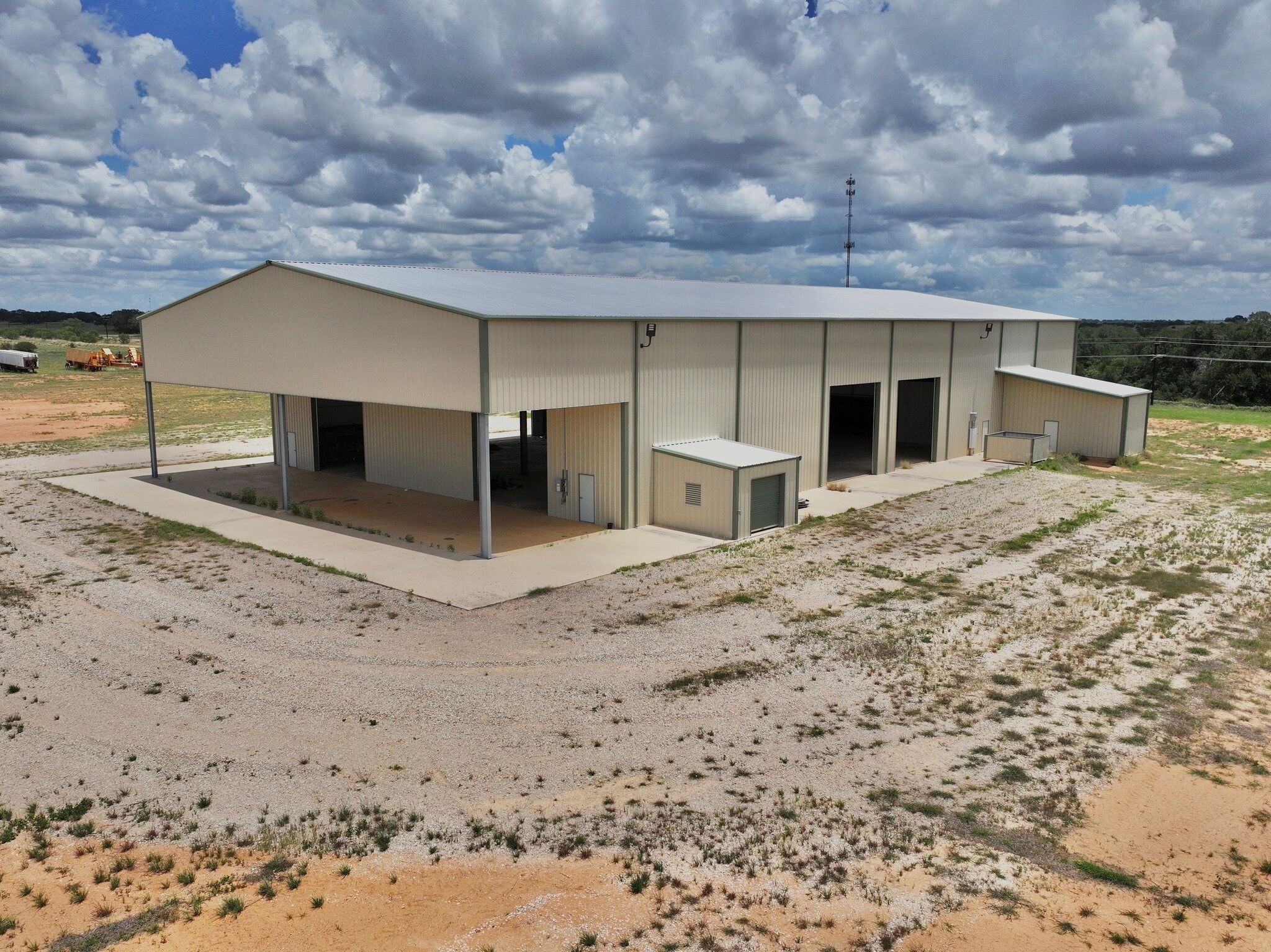 7836 Old Campbellton Rd, Pleasanton, TX for Sale