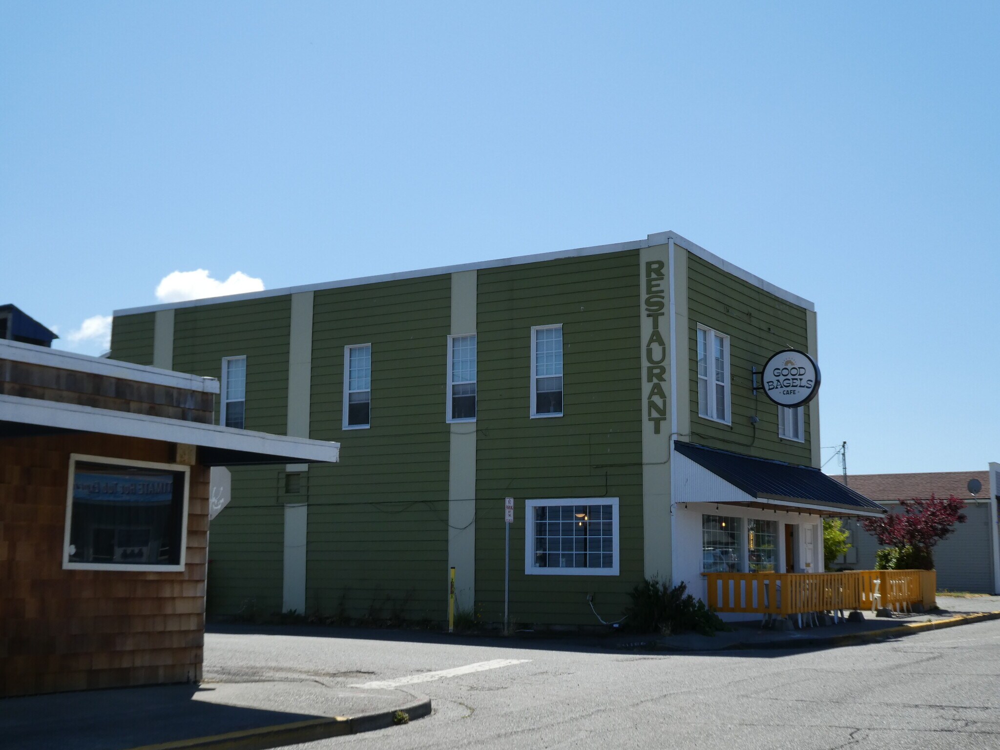 2001-2011 Commercial Ave, Anacortes, WA for Sale