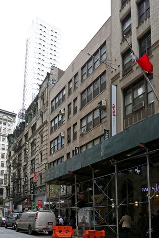 New York, NY Retail - 2-4 W 32nd St