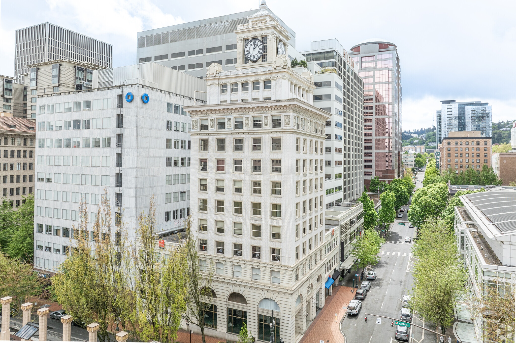800-818 SW Broadway, Portland, OR for Rent
