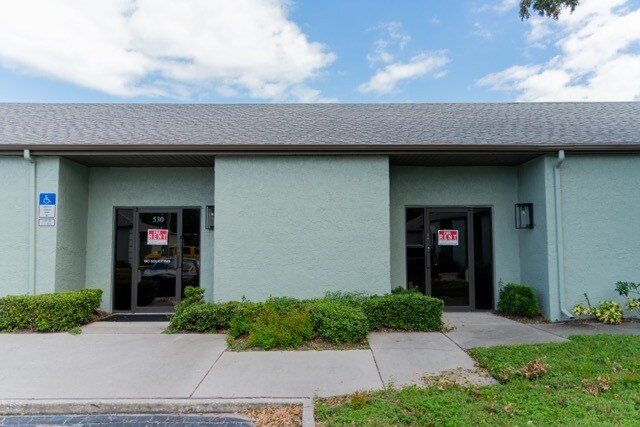 13555 Automobile Blvd, Clearwater, FL for Rent