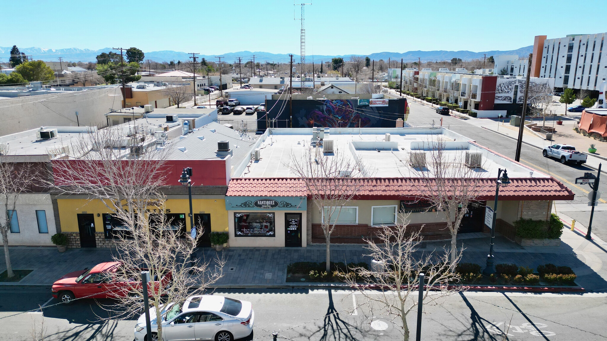 660-668 Lancaster Blvd, Lancaster, CA for Sale