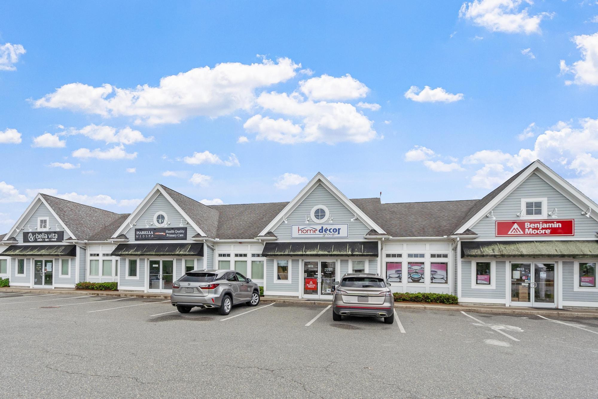 1005-1025 Osgood St, North Andover, MA for Sale