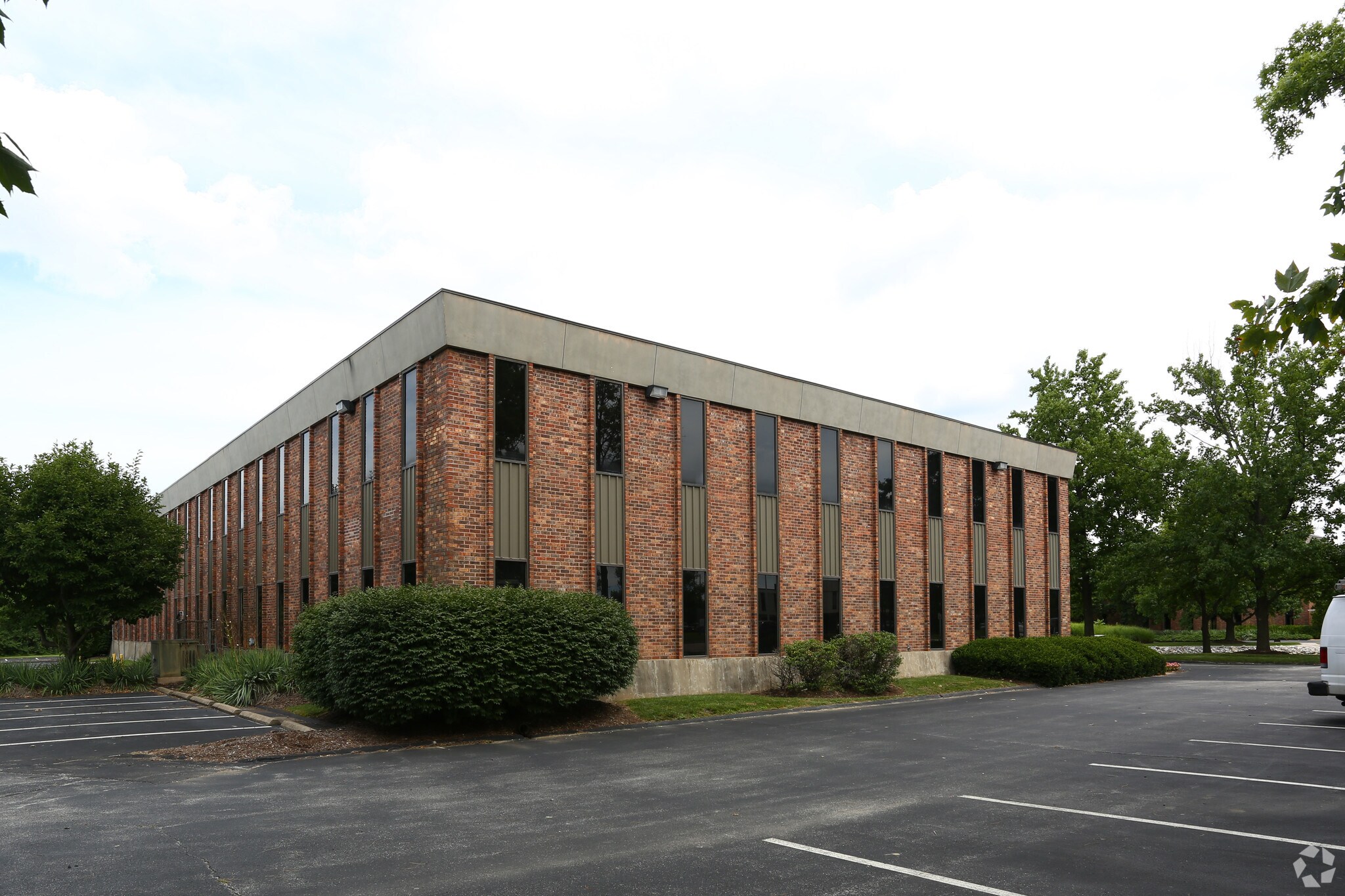 , Maryland Heights, MO for Sale