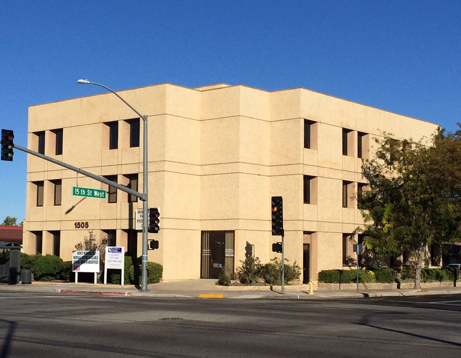 1505 W Avenue J, Lancaster, CA for Rent