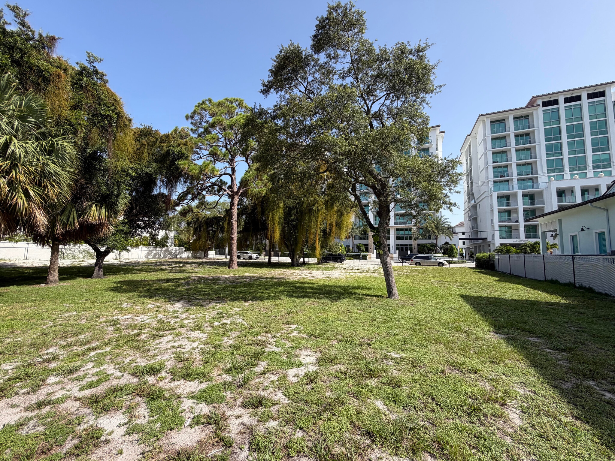 450 E Royal Palm Rd, Boca Raton, FL for Sale