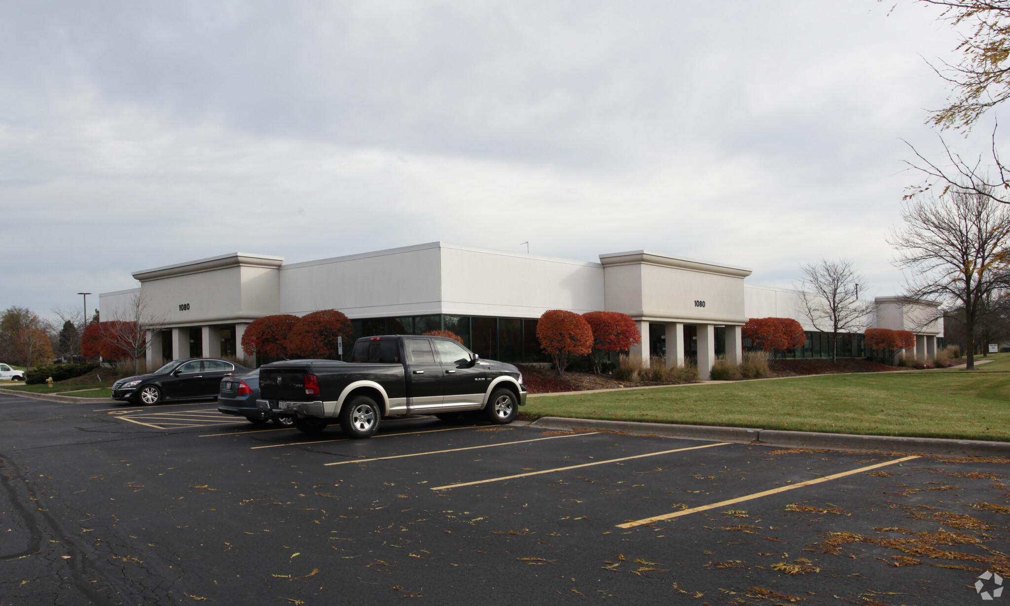 1000-1080 Parkview Blvd, Lombard, IL for Rent