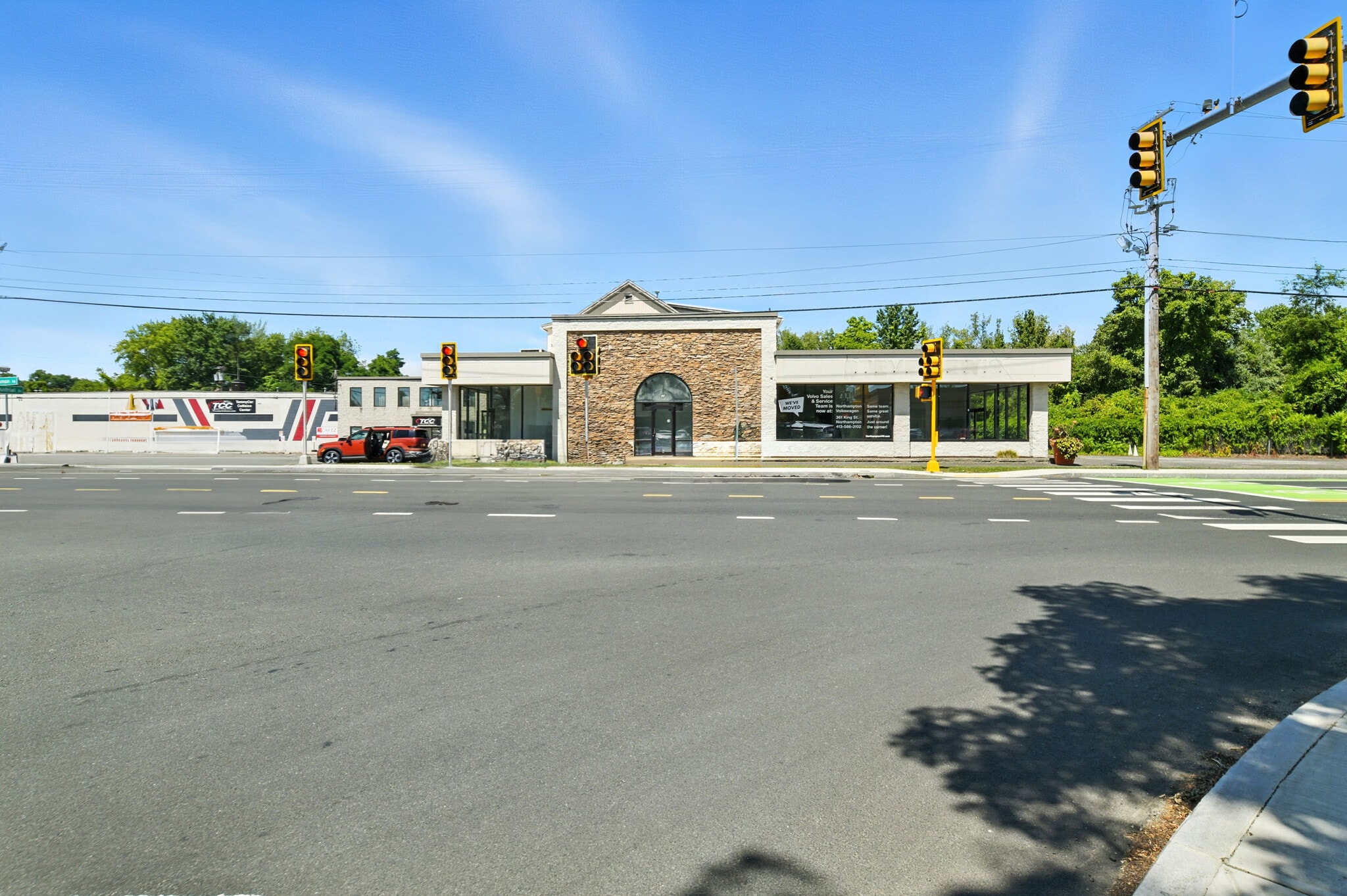 48 Damon Rd, Northampton, MA for Rent