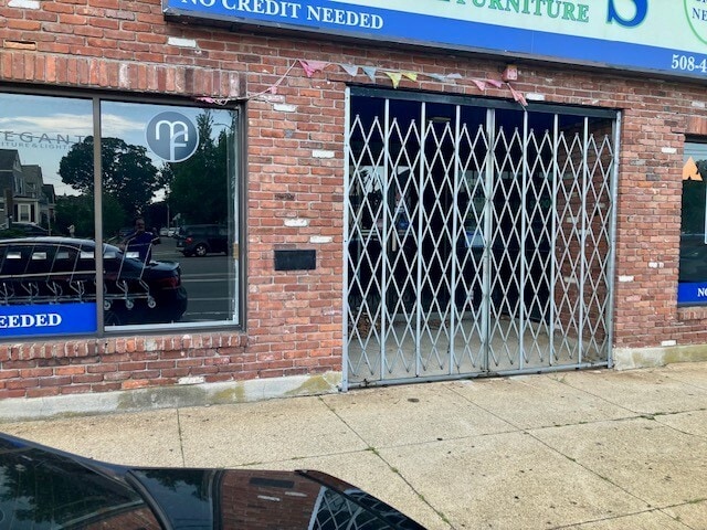569-577 Mill St, New Bedford, MA for Rent