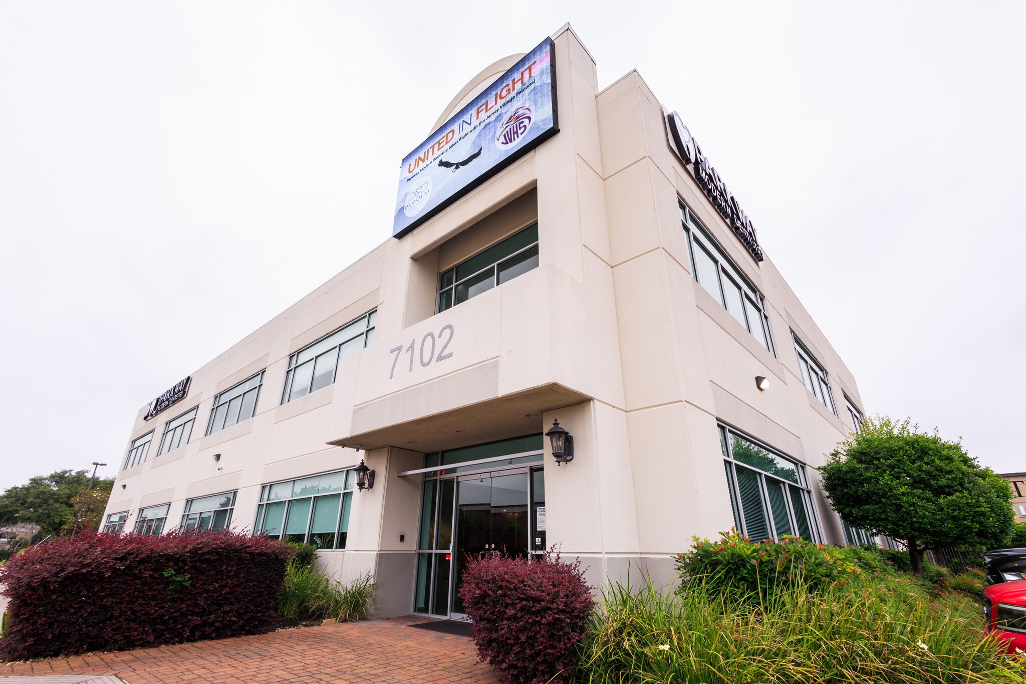 7102 W Sam Houston Pky N, Houston, TX for Rent