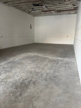 Van Nuys, CA Industrial - 16154-16160 Wyandotte St