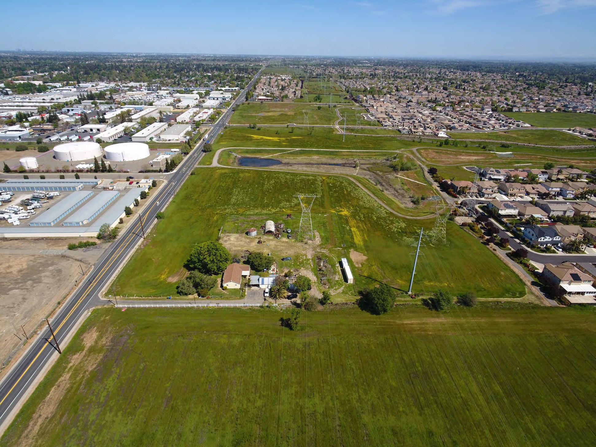 9846 Waterman Rd, Elk Grove, CA for Sale