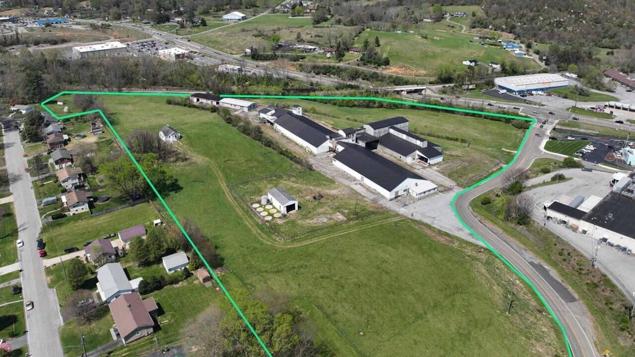 245 Alexis Dr, Bristol, VA for Sale