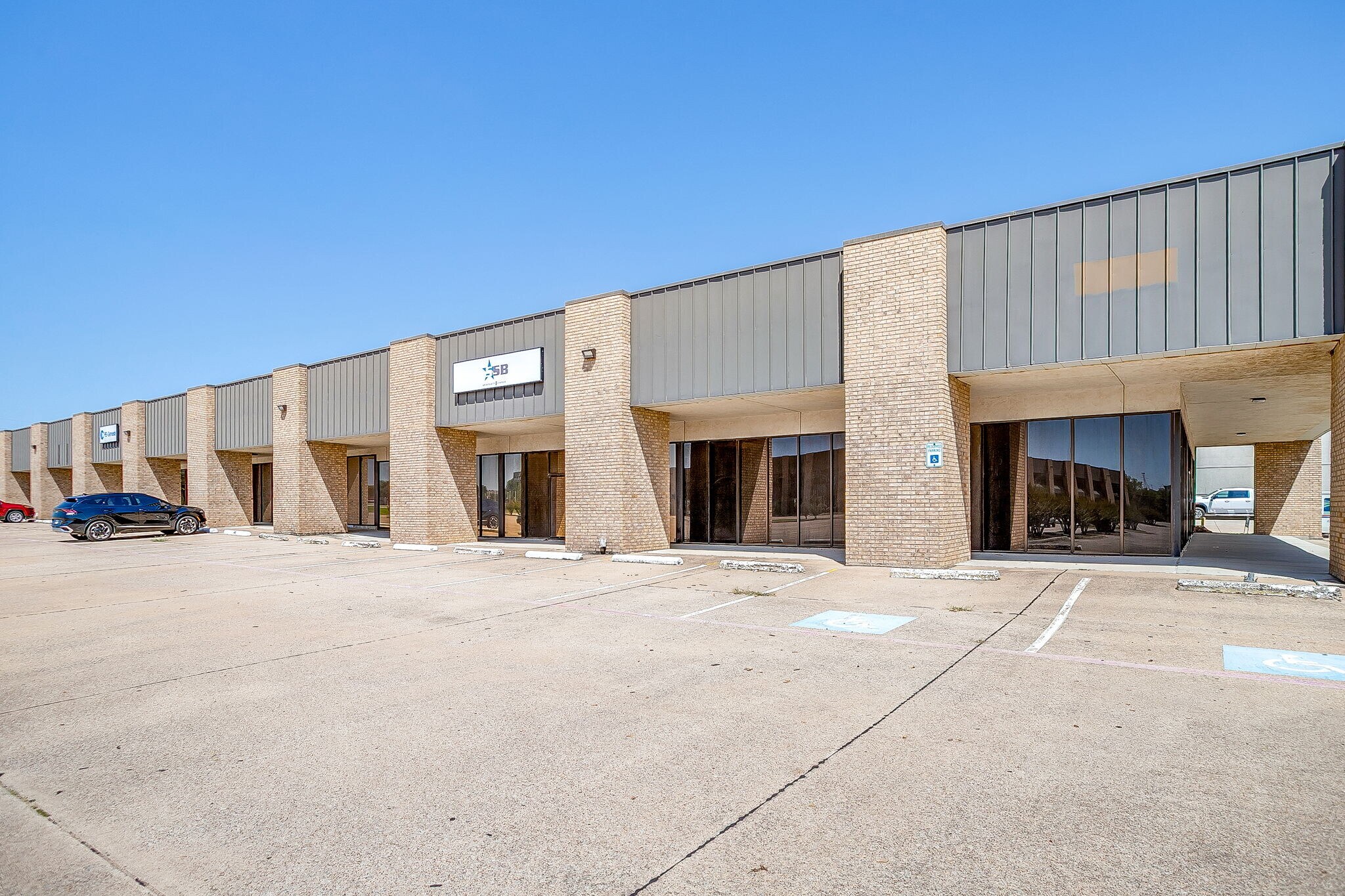 401 S Jim Wright Fwy, Fort Worth, TX for Rent