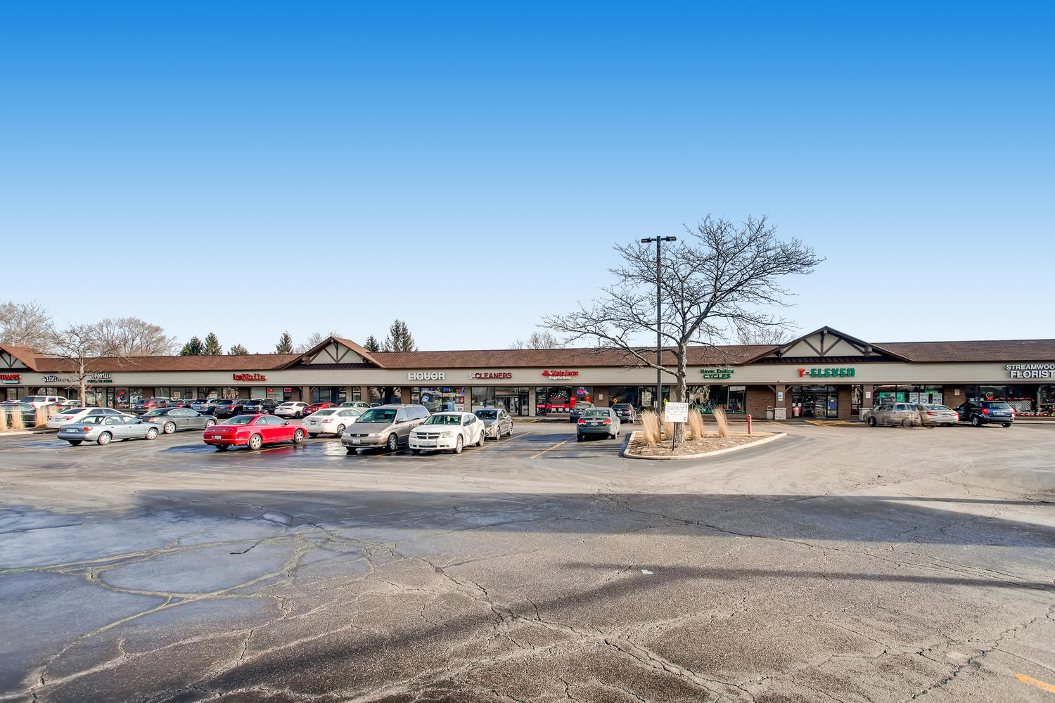 1010-1072 E Schaumburg Rd, Streamwood, IL for Rent