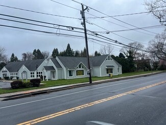 Riverhead, NY Office/Retail - 487 Main Rd
