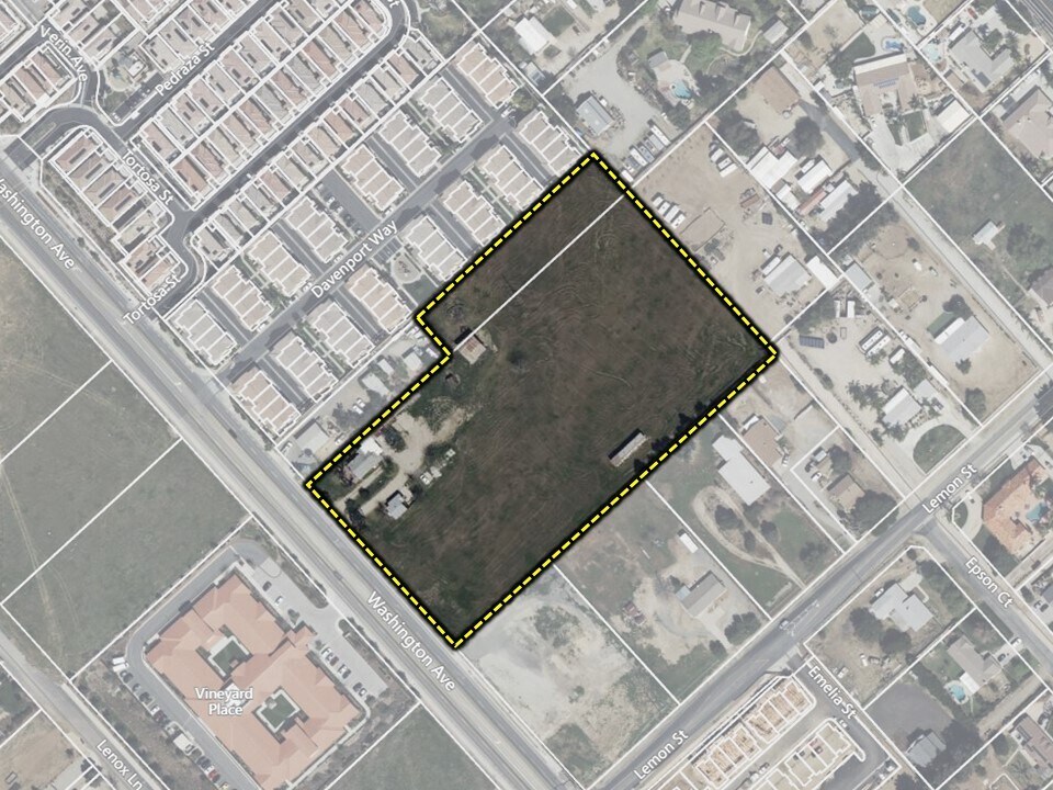 24264 Washington Ave, Murrieta, CA for Sale