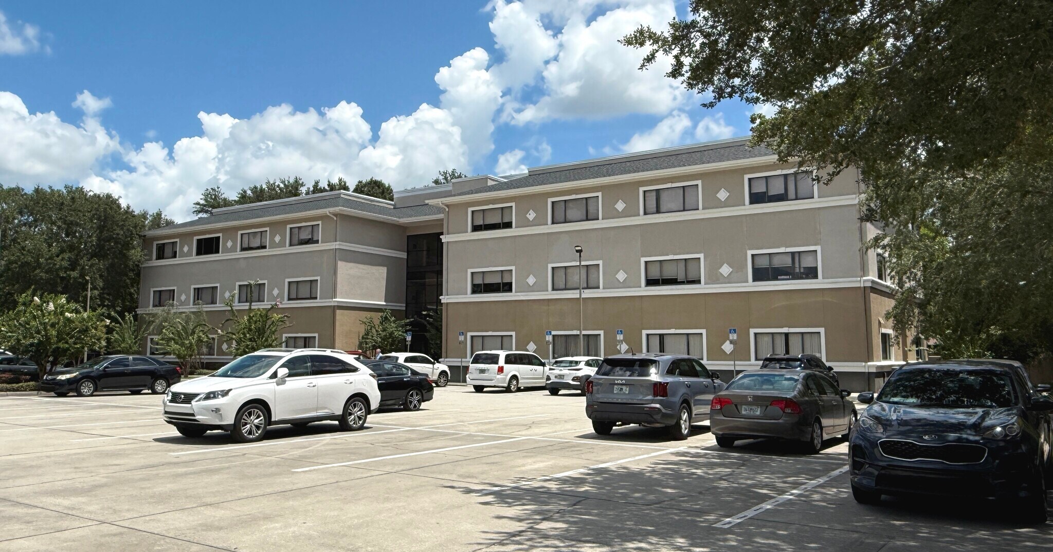 110 Pond Ct, DeBary, FL for Rent