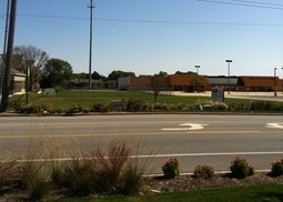 Urbana, IL Commercial - 1806 Philo Rd