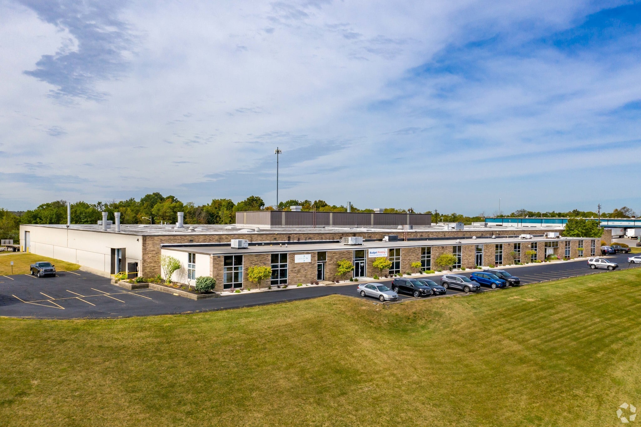 7451 Empire Dr, Florence, KY for Rent