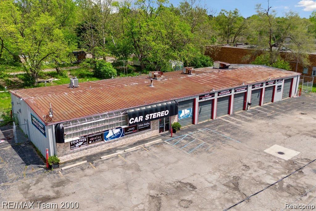 2833 S Dort Hwy, Flint, MI for Sale