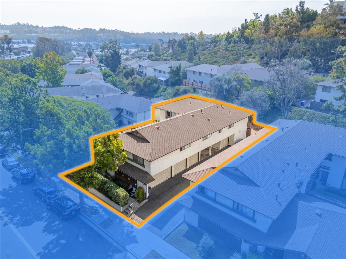 2139 Via Esmarca, Oceanside, CA for Sale