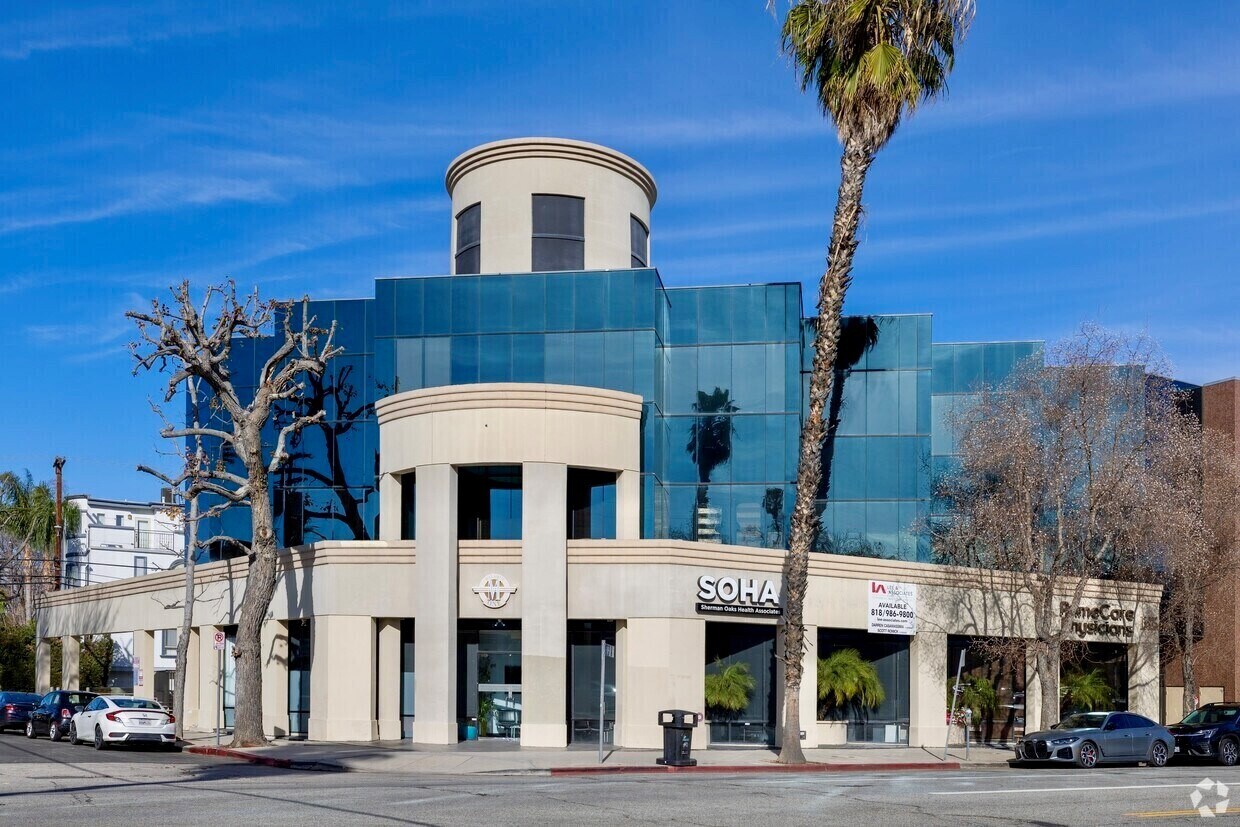 13425 Ventura Blvd, Sherman Oaks, CA for Rent