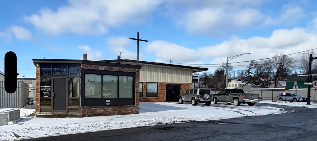 909 Oswego St, Utica, NY for Sale