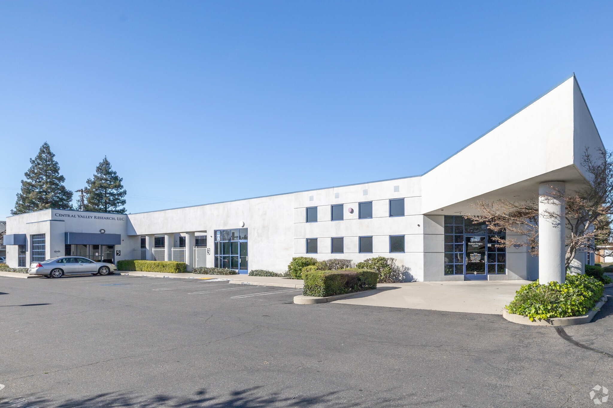 400 E Orangeburg Ave, Modesto, CA for Sale
