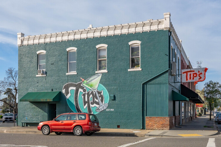 501 Walnut St, Red Bluff, CA for Sale